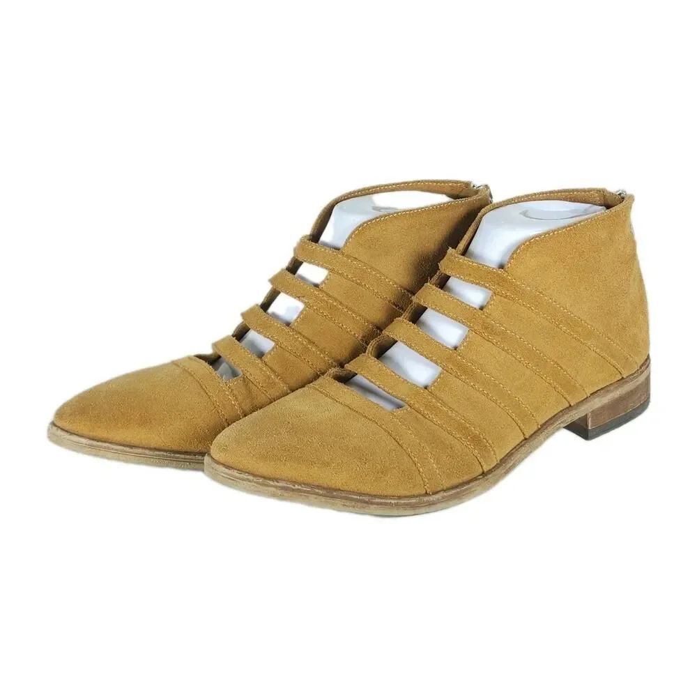 FREE PEOPLE Women's Swept Away 39 US8,5 Tan Suede Cutout Back Zip Ankle Booties